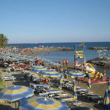 Apartment Casa Cantina Ad Un Passo Dal Mare Santo Stefano al Mare