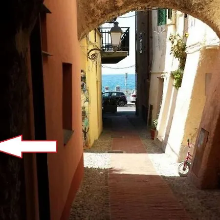 Casa Cantina Ad Un Passo Dal Mare * Santo Stefano al Mare